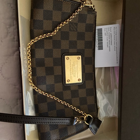 Louis Vuitton Damier EBENE SophieCrossbody  Bag in almost new condition - Picture 7 of 15